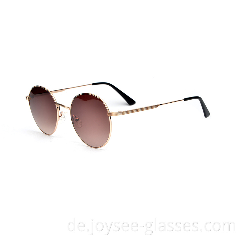 Round Retro Sunglasses 3